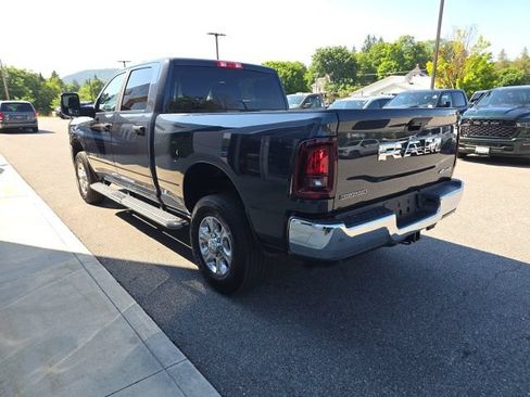 Used 2026 RAM 2500 Big Horn AWD/4WD image 4