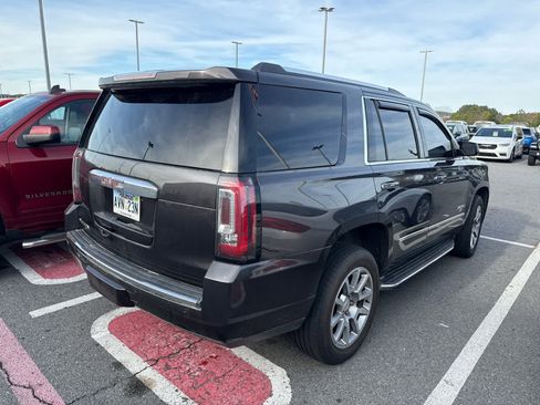 Used 2018 GMC Yukon Denali image 8