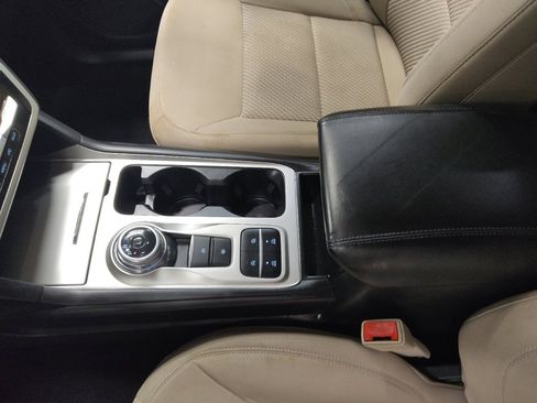 Used 2021 Ford Explorer 2WD image 26