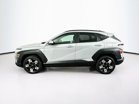 Used 2025 Hyundai Kona SEL AWD/4WD image 4
