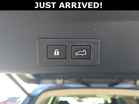 Used 2021 Subaru Ascent Limited w/ Technology Package image 10