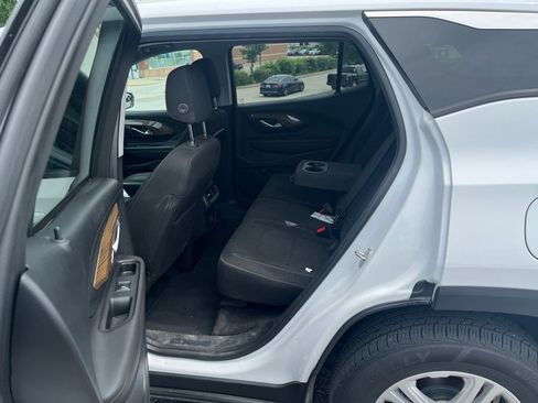 Used 2020 GMC Terrain SLE AWD/4WD image 10