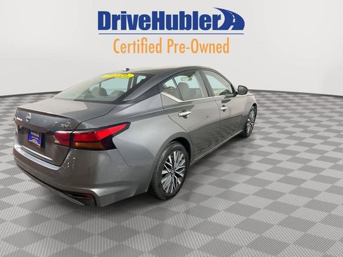 Used 2024 Nissan Altima 2.5 SV image 8