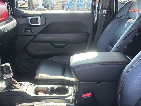 Used 2021 Jeep Gladiator Rubicon AWD/4WD image 24