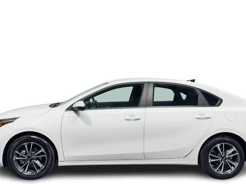 Used 2024 Kia Forte LXS w/ LXS Technology Package image 1