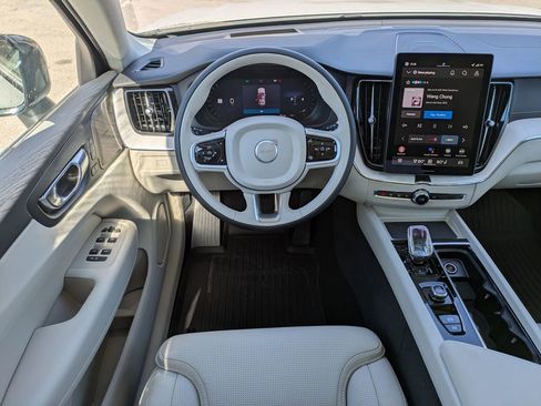 New 2026 Volvo XC60 B5 Ultra w/ Protection Package Premier image 19