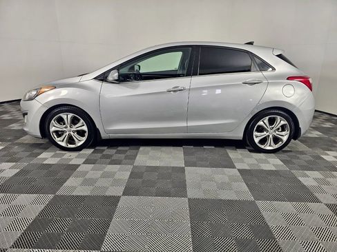 Used 2013 Hyundai Elantra GT w/ Style Pkg image 4