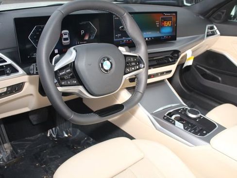Used 2025 BMW 330i xDrive Sedan w/ M Sport Package image 13