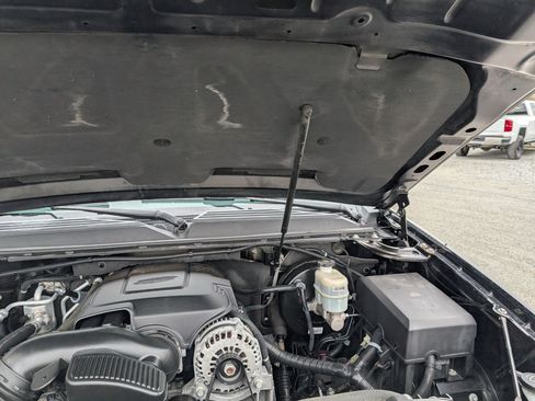 Used 2012 Chevrolet Tahoe LTZ image 31