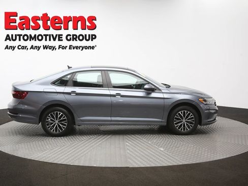 Used 2020 Volkswagen Jetta SE FWD image 45