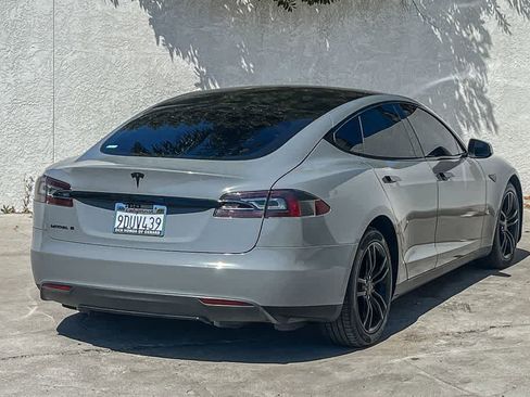 Used 2013 Tesla Model S image 7