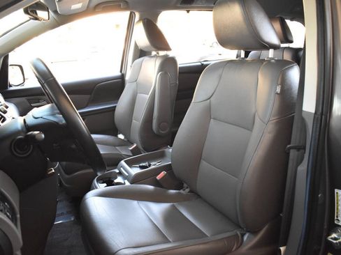 Used 2013 Honda Odyssey EX-L image 24