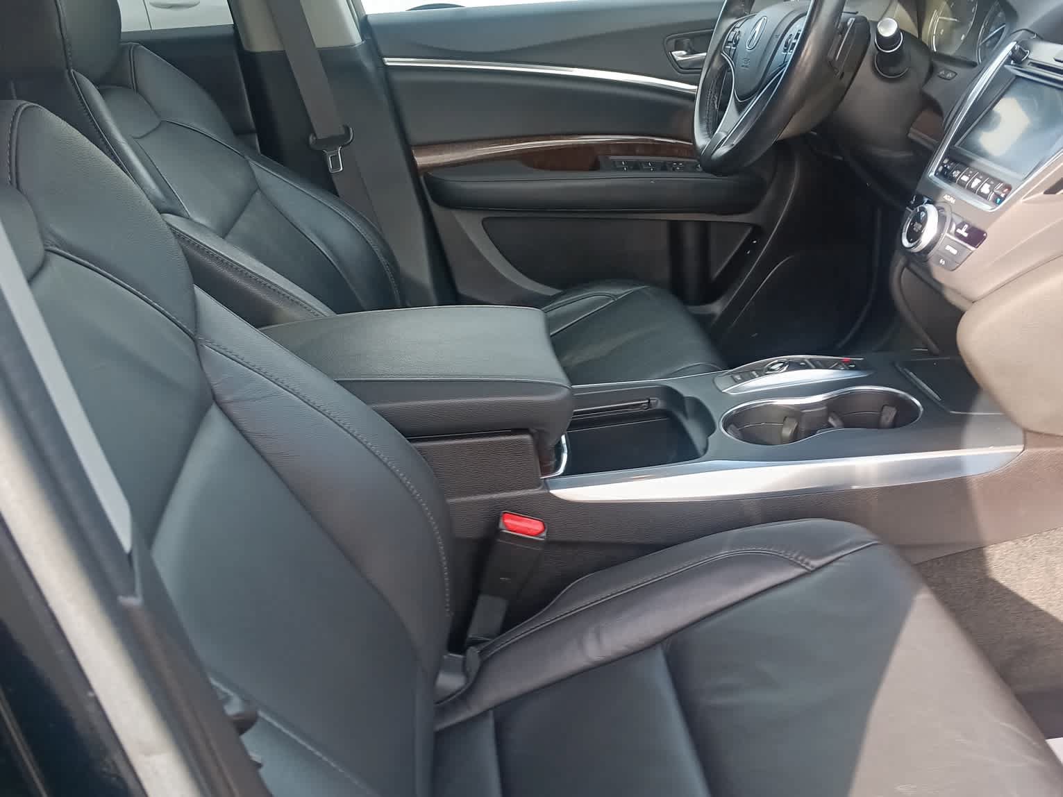 Used 2020 Acura MDX SH-AWD image 26