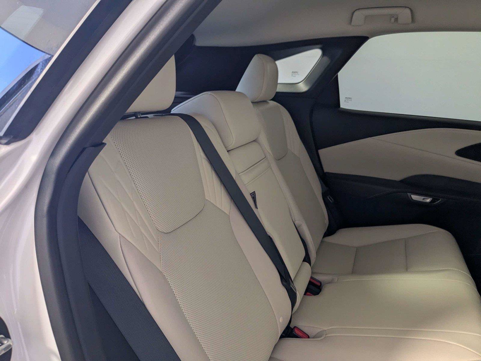 Used 2024 Lexus RX 350 FWD w/ Technology Package image 29
