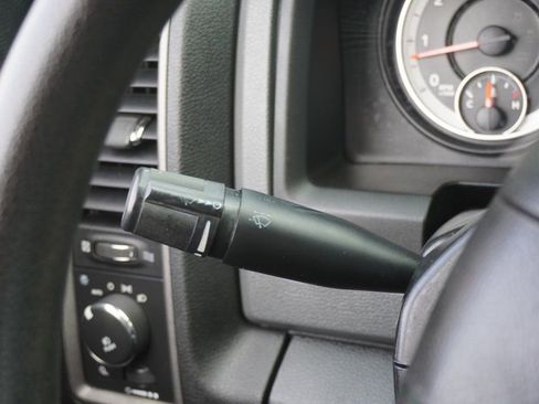 Used 2015 RAM 1500 Express image 17