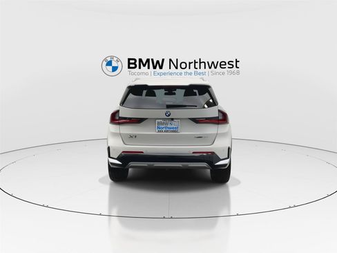 New 2026 BMW X1 xDrive28i w/ Convenience Package AWD/4WD image 2