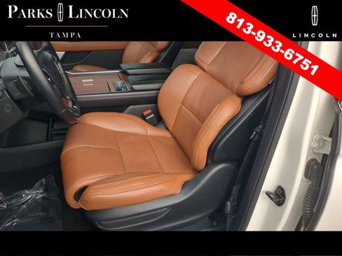Used 2021 Lincoln Navigator Reserve w/ Luxury Package AWD/4WD image 20