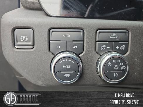 Used 2022 GMC Sierra 1500 Elevation AWD/4WD image 31