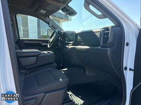 Used 2025 Chevrolet Silverado 2500 LT w/ Convenience Package image 25