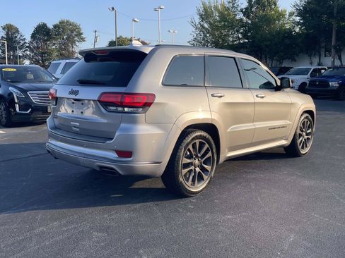 Used 2019 Jeep Grand Cherokee High Altitude AWD/4WD image 7