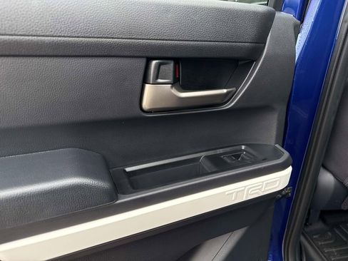 Used 2024 Toyota Tacoma TRD Sport w/ TRD Sport Upgrade Package image 12