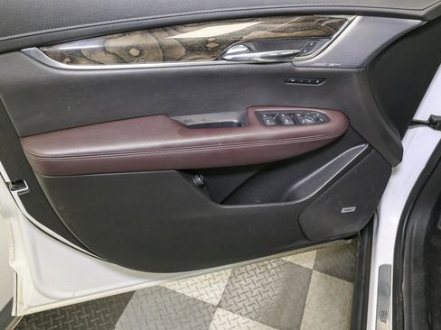 Used 2020 Cadillac XT6 Premium Luxury image 50