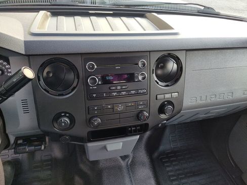 Used 2011 Ford F250 XL w/ PWR Equipment Group image 25