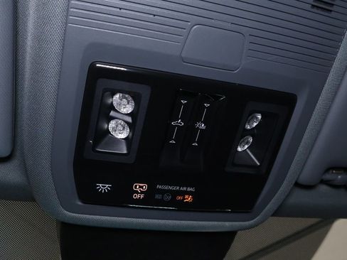 Used 2022 Audi Q4 e-tron Premium Plus w/ Premium Plus image 26