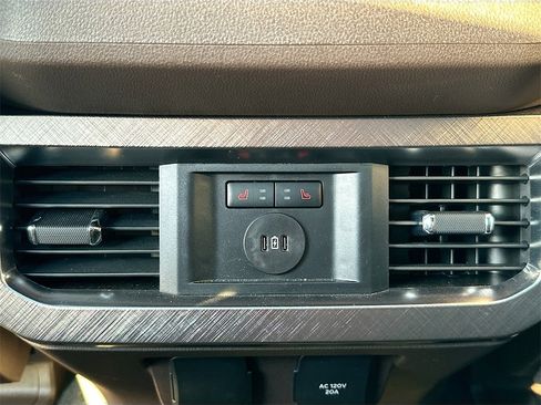 Used 2024 Ford F350 King Ranch w/ FX4 Off-Road Package image 27