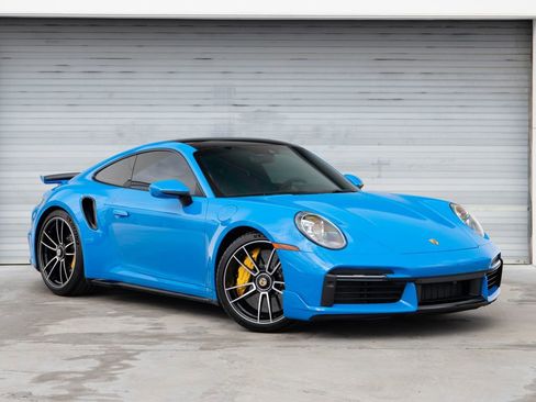 Used 2022 Porsche 911 Turbo S image 10