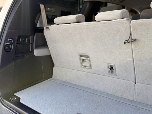 Used 2008 Toyota Sequoia SR5 image 38