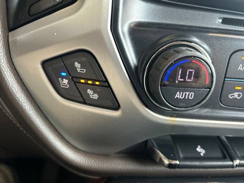 Used 2017 GMC Sierra 1500 SLT w/ SLT Premium Package RWD image 17