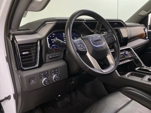 Used 2024 GMC Sierra 2500 Denali w/ Denali Reserve Package image 2