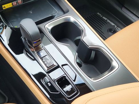 New 2026 Lexus NX 350h FWD w/ Premium image 11