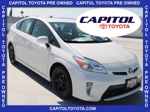Used 2014 Toyota Prius Two FWD image 1