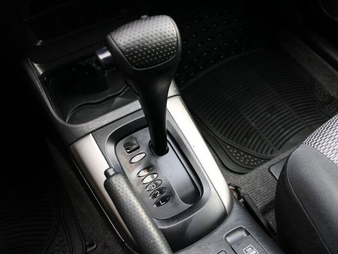 Used 2005 Toyota RAV4 Base 114K MILES image 8