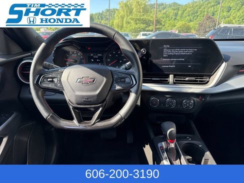 Used 2024 Chevrolet Trax RS w/ Driver Confidence Package FWD image 12