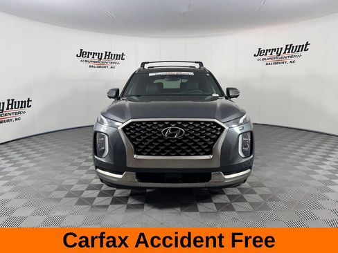 Used 2022 Hyundai Palisade Calligraphy w/ Winter Package FWD image 3