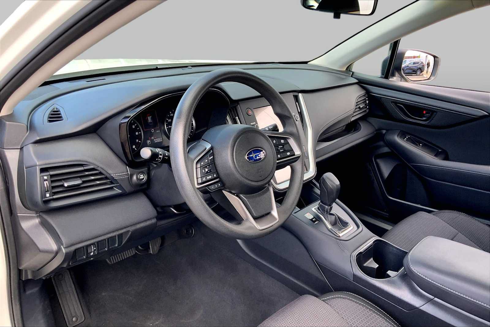 Certified 2024 Subaru Outback AWD/4WD image 17