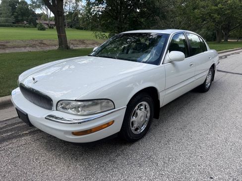 Used 1999 Buick Park Avenue w/ Gran Touring Pkg FWD image 1