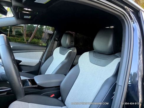 Used 2024 Volkswagen ID.4 2WD image 16