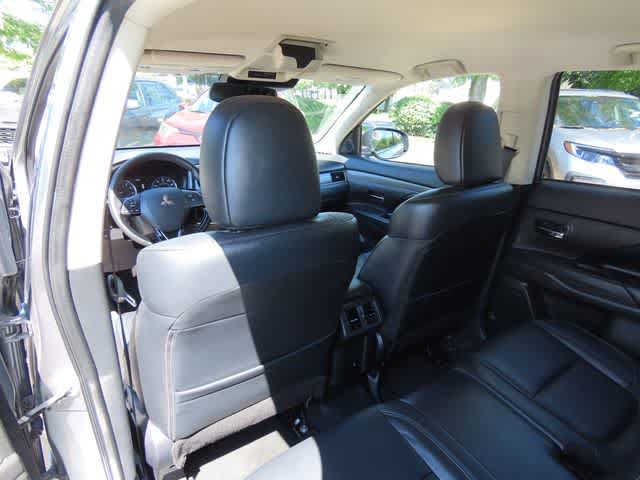 Used 2020 Mitsubishi Outlander SEL AWD/4WD image 15