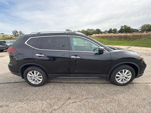 Used 2018 Nissan Rogue SV AWD/4WD image 8