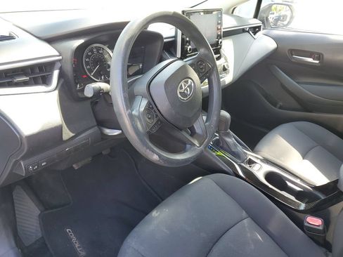Used 2020 Toyota Corolla LE FWD image 17