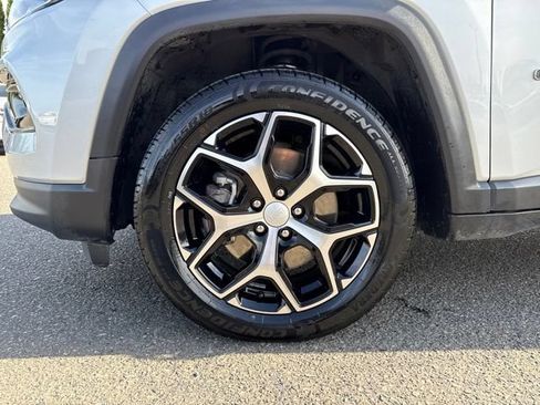 Used 2024 Jeep Compass Limited AWD/4WD image 15