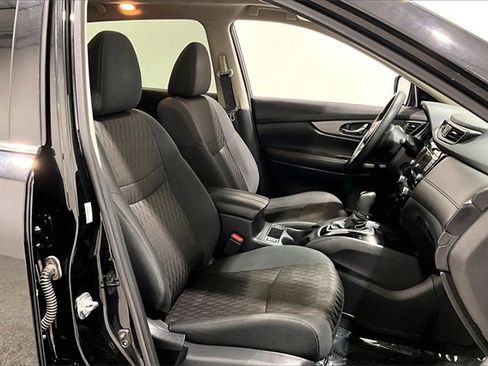 Used 2020 Nissan Rogue SL image 31