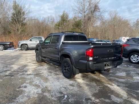 Used 2021 Toyota Tacoma SR5 image 8