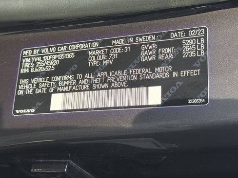 Certified 2023 Volvo XC60 B5 Ultimate w/ Protection Package Premier FWD image 37