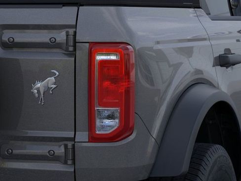 New 2025 Ford Bronco 4-Door image 27