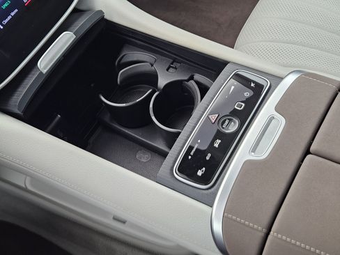 Used 2022 Mercedes-Benz EQS 450+ Sedan image 21